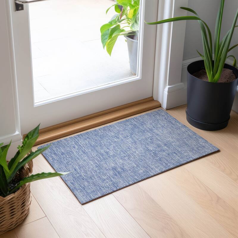 Machine Washable Indoor/ Outdoor Chantille Traditional Floral Rug - Sky - 1'8" x 2'6"