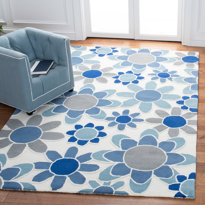 SAFAVIEH Handmade Kids Khadijah Floral Wool Rug - 8' x 10' - Ivory/Blue
