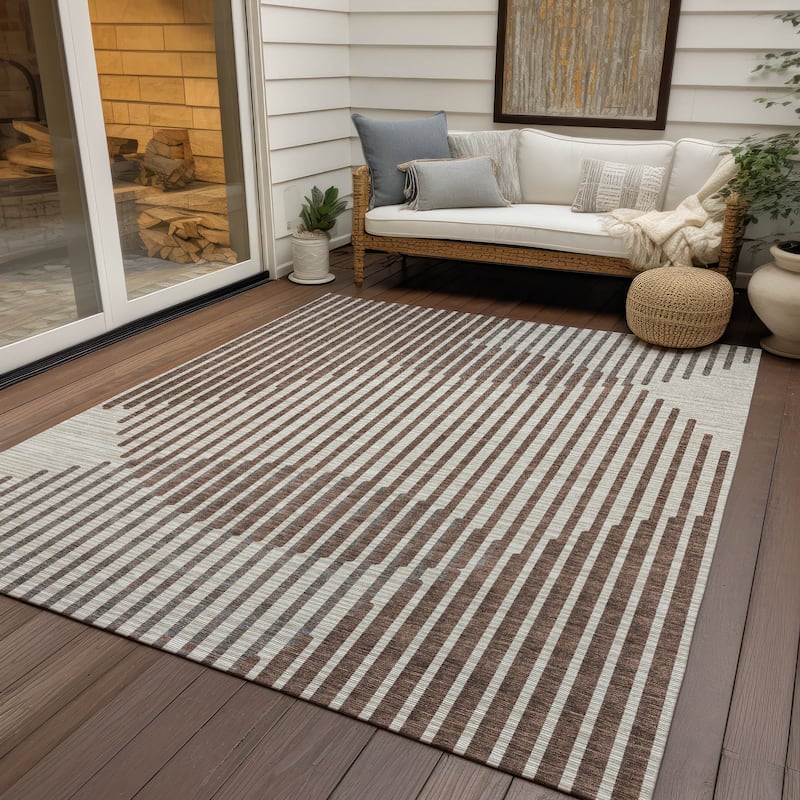 Machine Washable Indoor/ Outdoor Abstract Stripe Chantille Rug - Brown - 2'6" x 3'10"