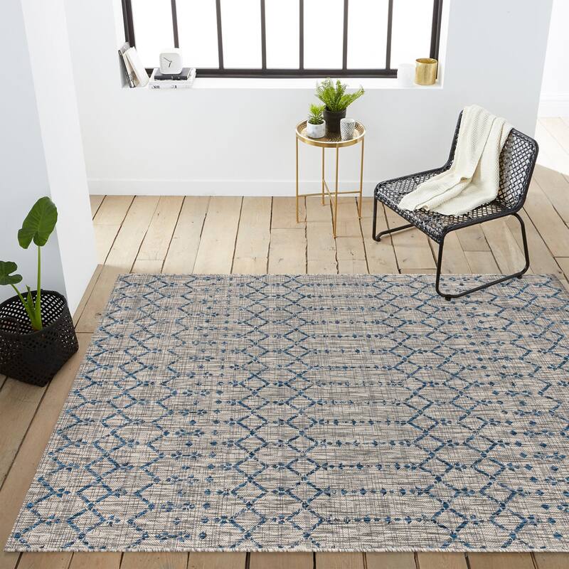 JONATHAN Y Trebol Moroccan Geometric Textured Weave Indoor/Outdoor Area Rug