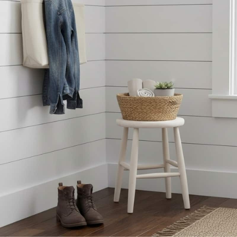 International Concepts Round Scooped Seat Stool