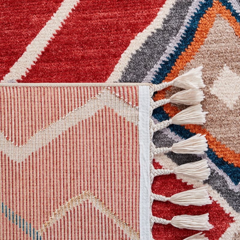 SAFAVIEH Farmhouse Kujtime Moroccan Boho Tassel Rug