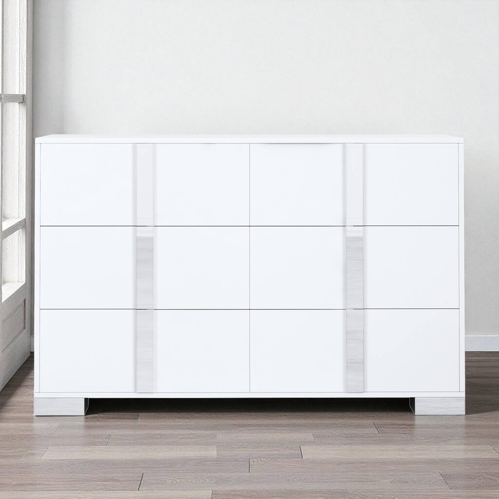 Elegant Modern 6-Drawer Mirrored Dresser with Metal Feet, MDF Storage Chest for Bedroom or Living Room Organization
