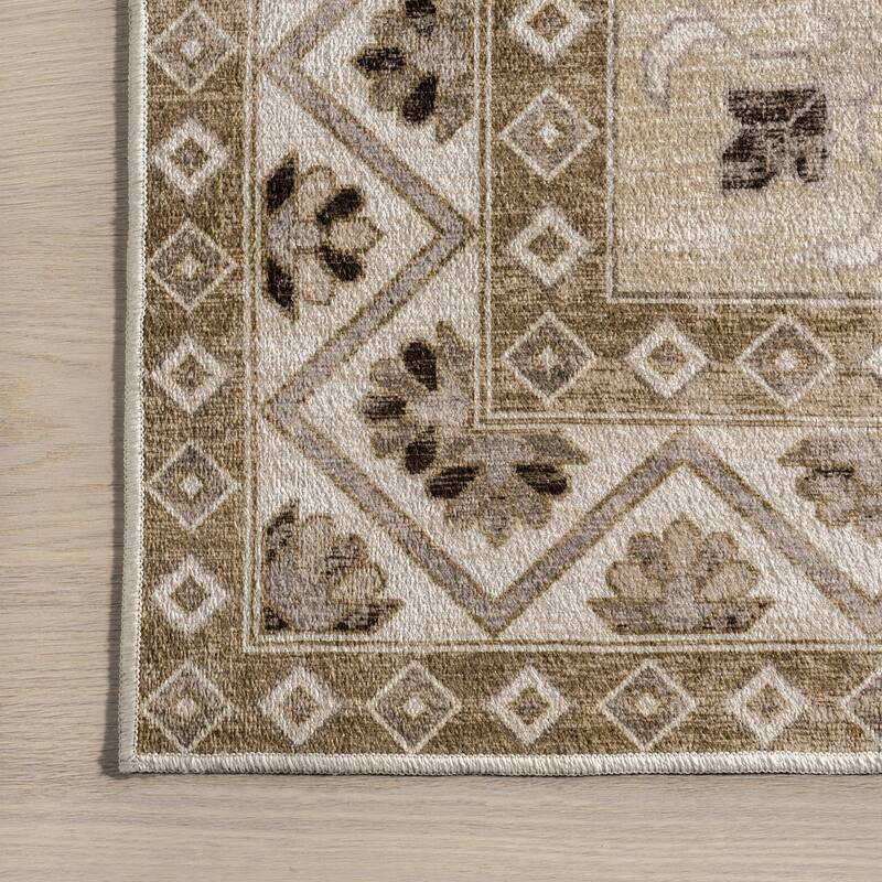 Clovebud Geometric Machine Washable Area Rug
