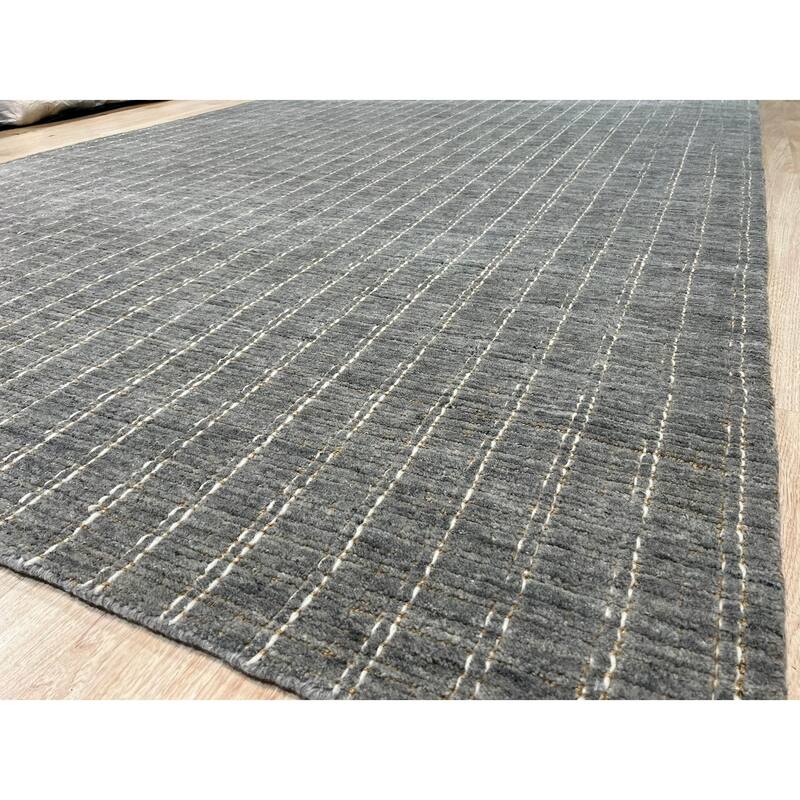 EORC Hand-Knotted Wool Premium Rug, Gray | Luxurious and Durable Area Rug for Elevating the Comfort and Aesthetic Appeal