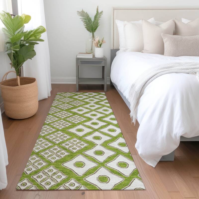 Machine Washable Indoor/ Outdoor Chantille Diamond Geo Rug