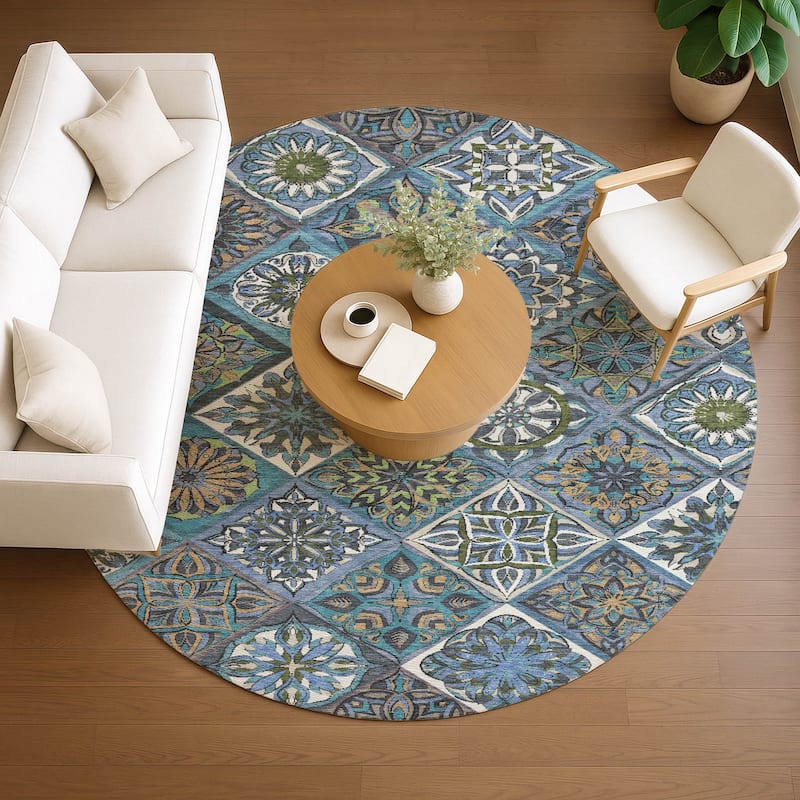 Machine Washable Indoor/ Outdoor Traditional Mosaic Chantille Rug