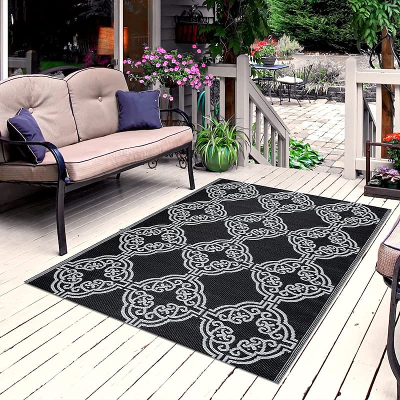 Marrakech Lightweight Reversible Recycled Plastic Outdoor Floor Mat/Rug - 5'x7' - Black&White