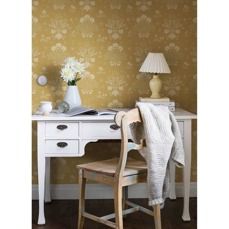 A-Street Prints Elda Gold Delicate Daisies Wallpaper
