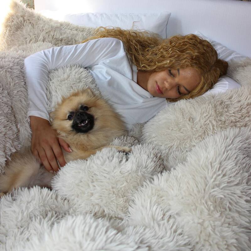 Lion Mane - Coma Inducer® Oversized Comforter Set - Creamy White