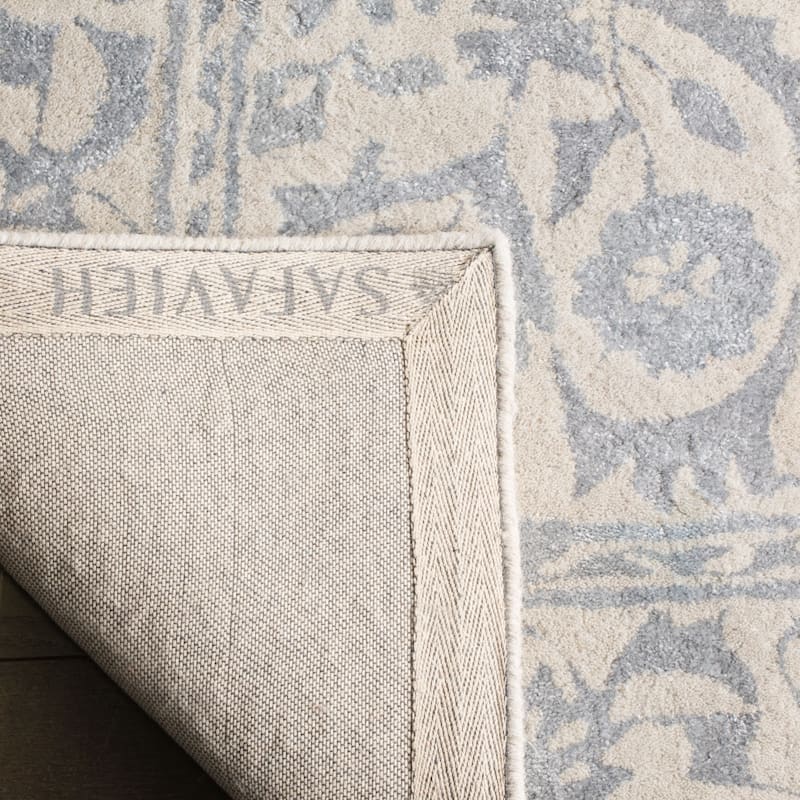 SAFAVIEH Handmade Glamour Etiennette Modern Viscose Rug