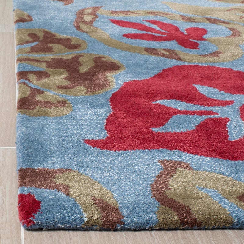 SAFAVIEH Handmade Soho Kassandra Floral N.Z. Wool Rug