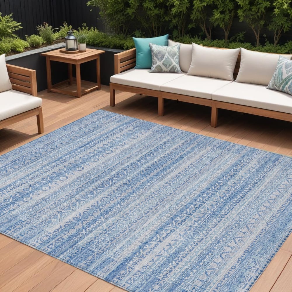 HomeRoots Striped Transitional Rectangle Outdoor Rug