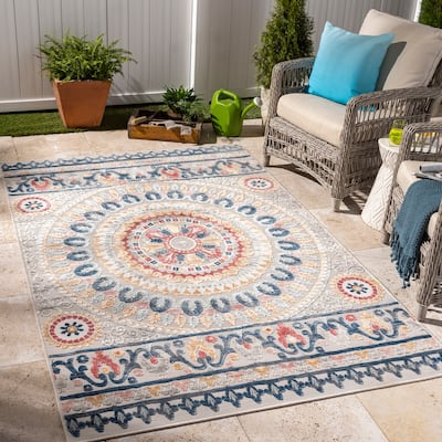 Livabliss Cabo Indoor/ Outdoor Transitional Area Rug