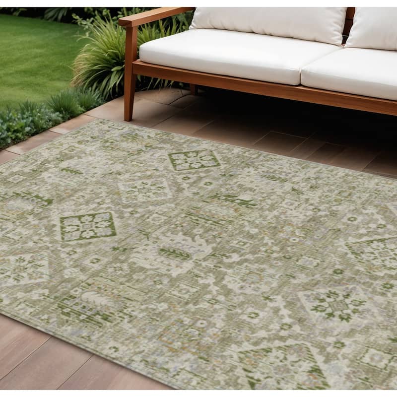 HomeRoots Floral Medallion Traditional Rectangle Outdoor Rug - 8' X 10'