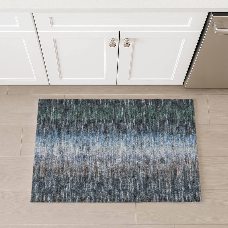 Machine Washable Indoor/ Outdoor Contemporary Ombre Chantille Rug