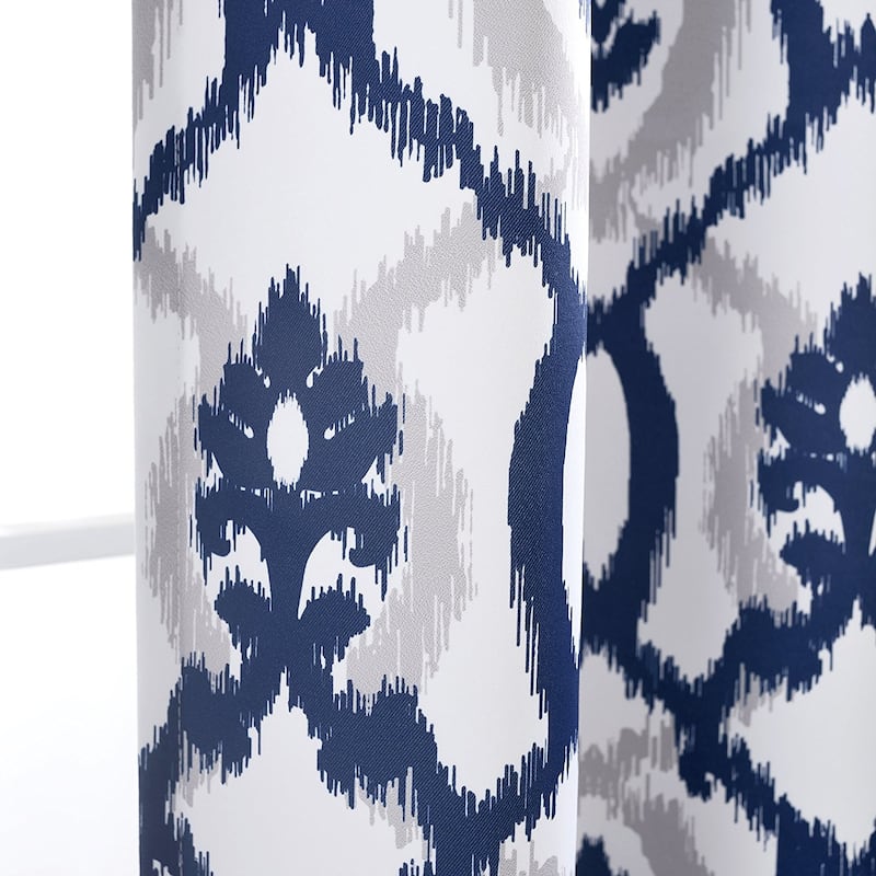 DriftAway Evelyn Ikat fleur Pattern Thermal Room Darkening Window Curtain Panel