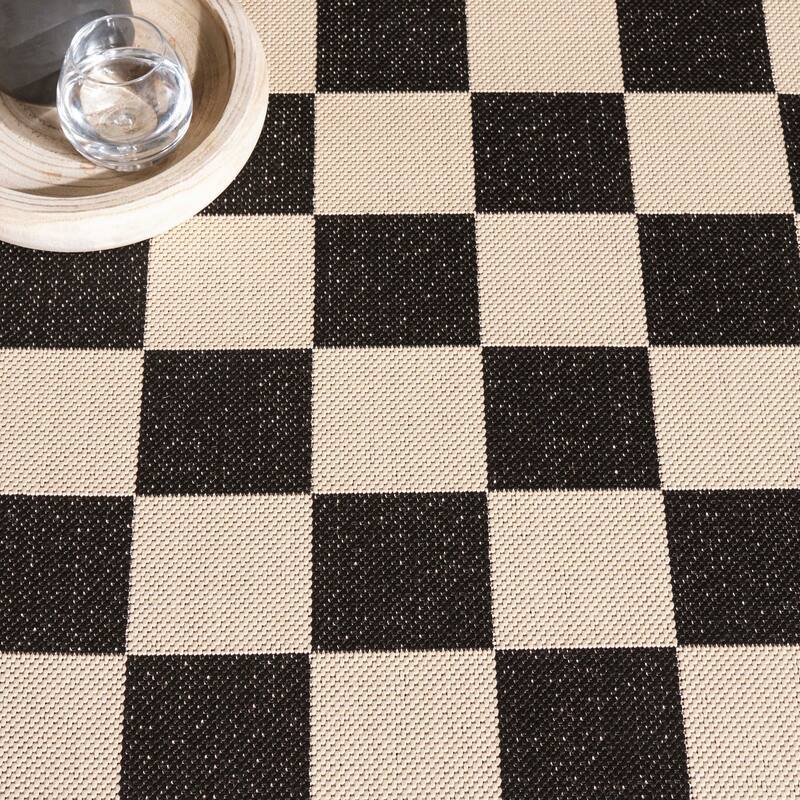 SAFAVIEH Courtyard Eveli Transitional Rug