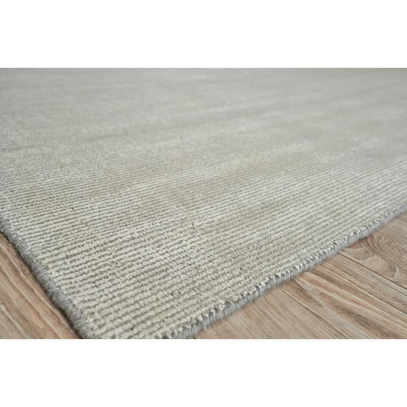 EXQUISITE RUGS Duo Hand-loomed Wool/Bamboo Silk White/Grey Area Rug.