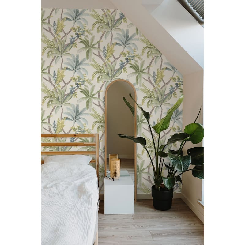 Trailing Palm Non-Pasted Wallpaper – 396in. x 21in. – Covers 56 square feet