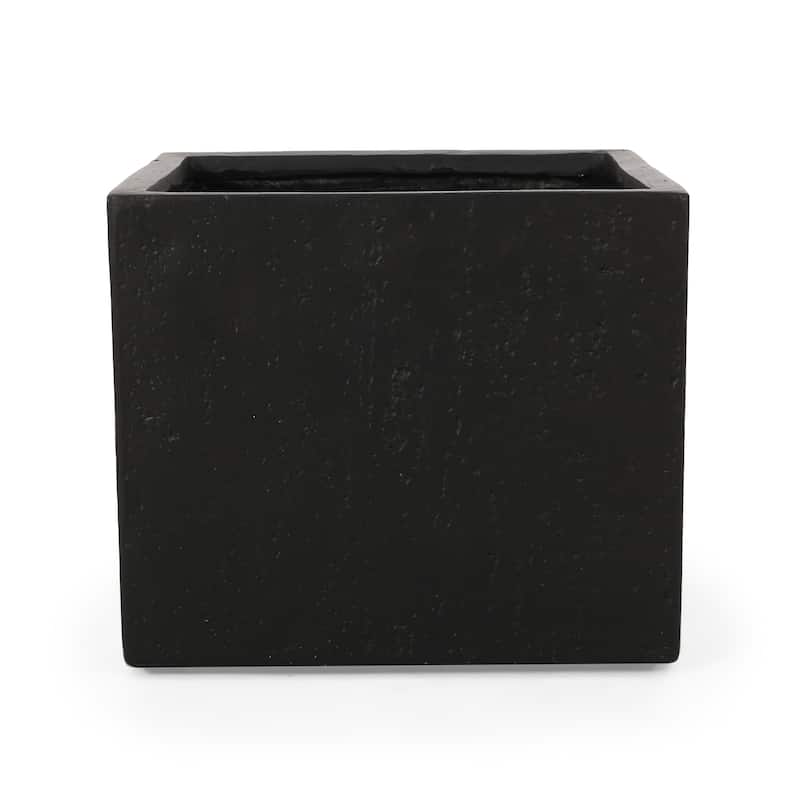 OUTDOOR LARGE SQUARE PLANTER，This garden urn planter allows for variation in height in your garden area