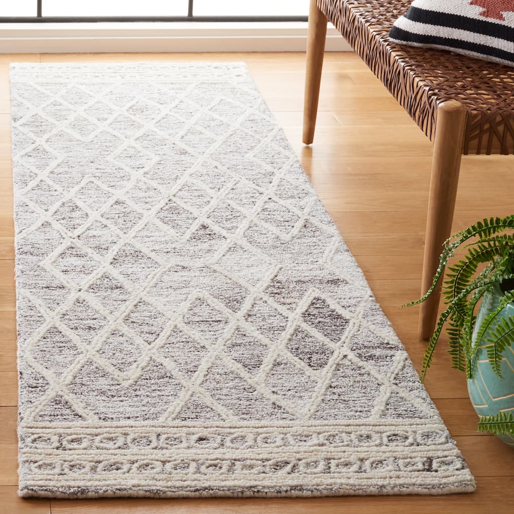 SAFAVIEH Handmade Abstract Sveinlaug Modern Geometric Wool Rug