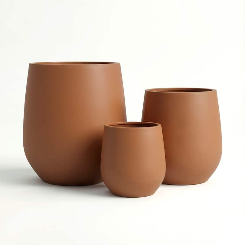 DTY Signature Mount Wilson 1-Piece Fiberstone Tapered Planter for Indoor/Outdoor, Black