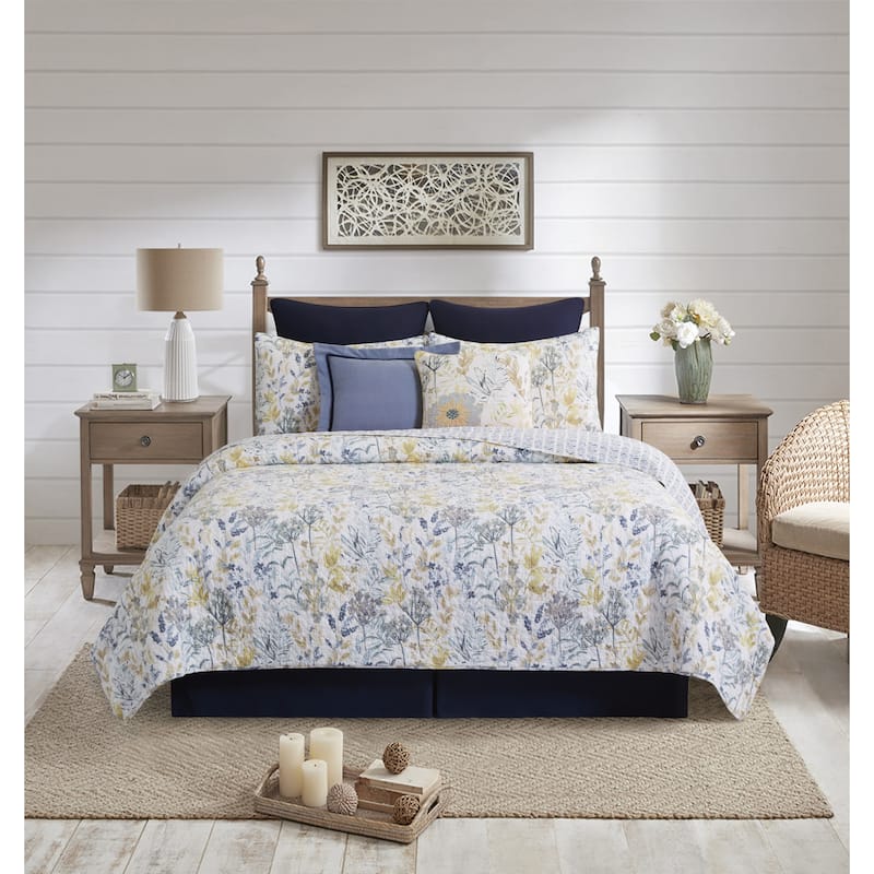 Freesia Spring Floral Cotton Quilt Set - Reversible and Machine Washable