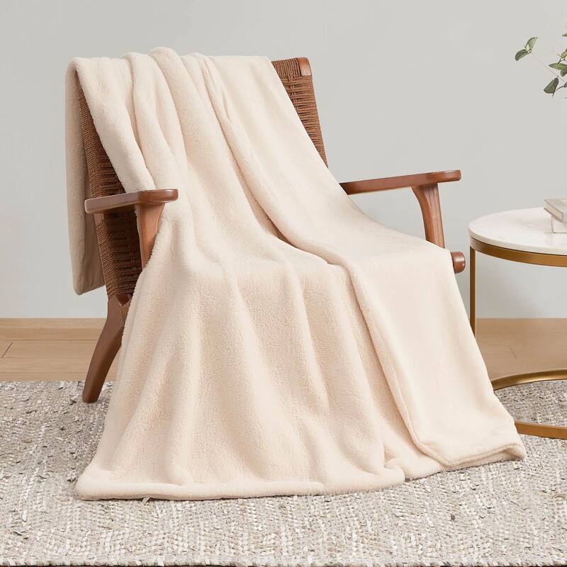 Jessica Simpson 50"x70" Faux Throw Blankets