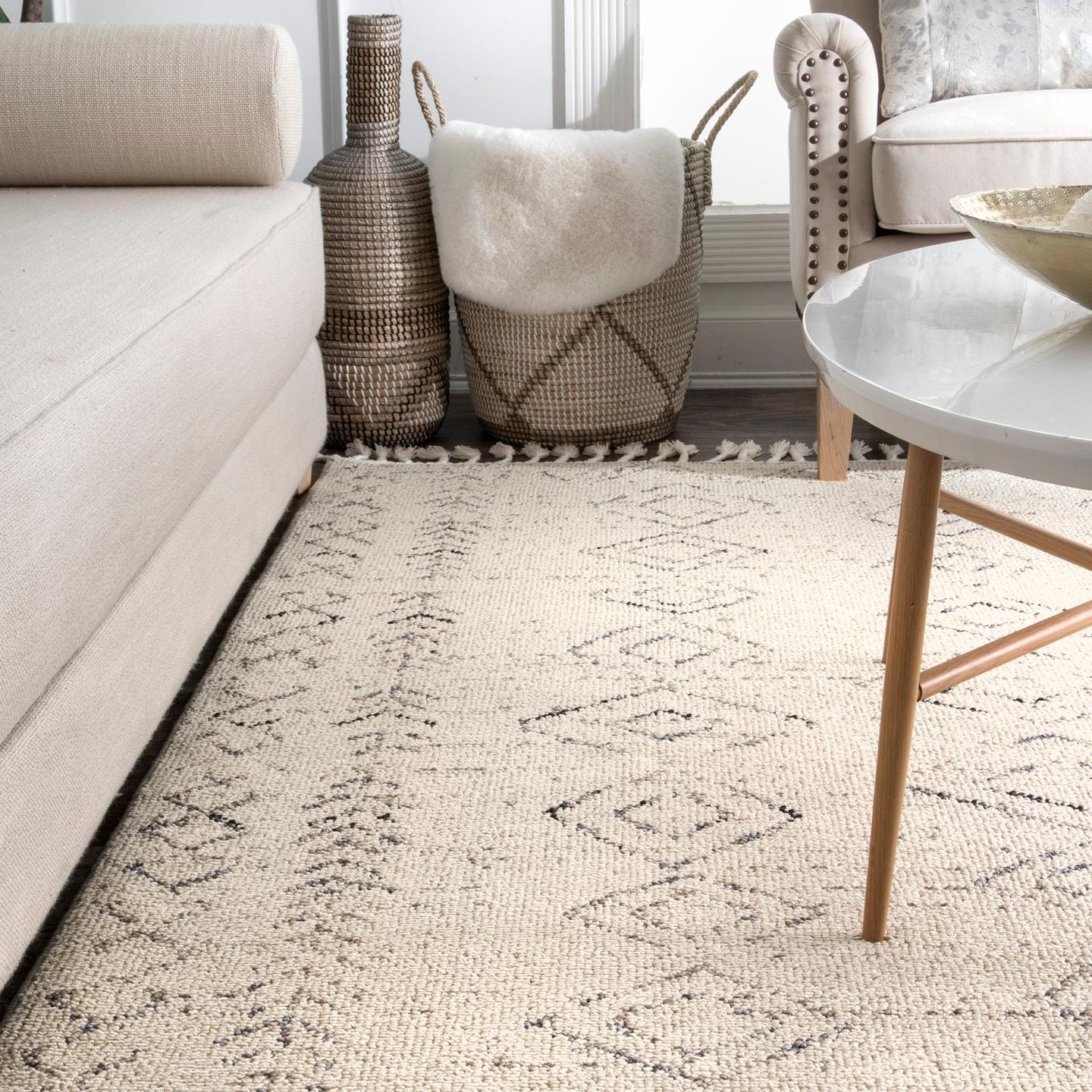 Nuloom Meredith Moroccan Tassel Area Rug - On Sale - Overstock