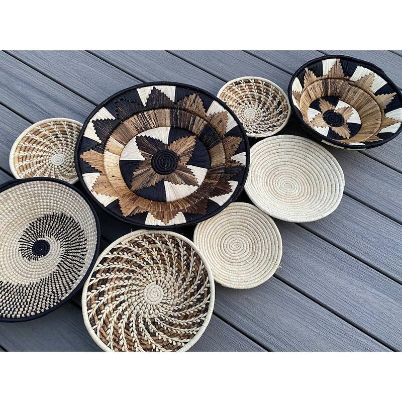 Set Of 8 Natural Color Wall Hanging Baskets 7.5"-12"