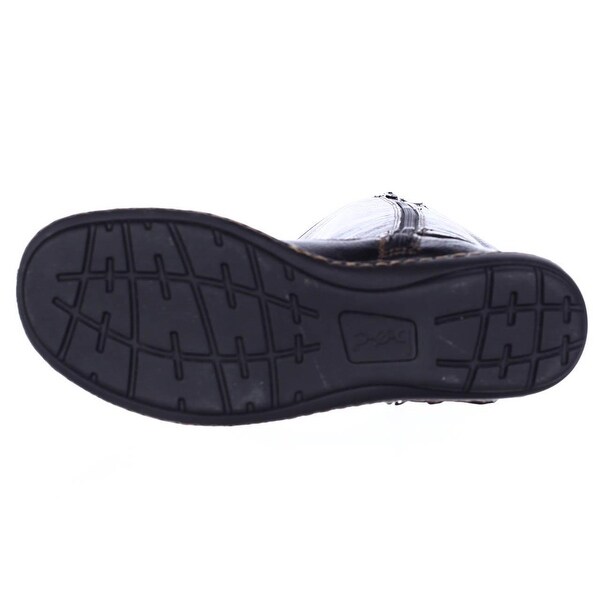 born wide shoes