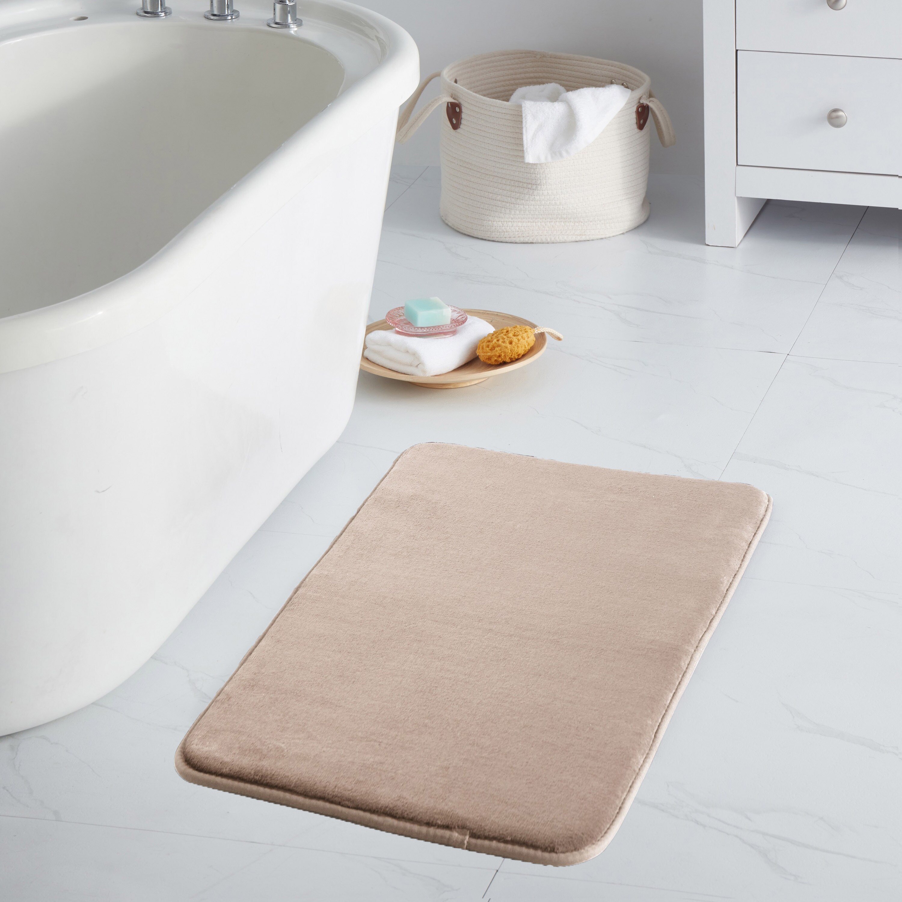 https://ak1.ostkcdn.com/images/products/is/images/direct/fa2e7504dd482981aa6f83a473c20686bce33892/Sweet-Home-Collection-Memory-Foam-No-Slip-Back-Bath-Mats.jpg