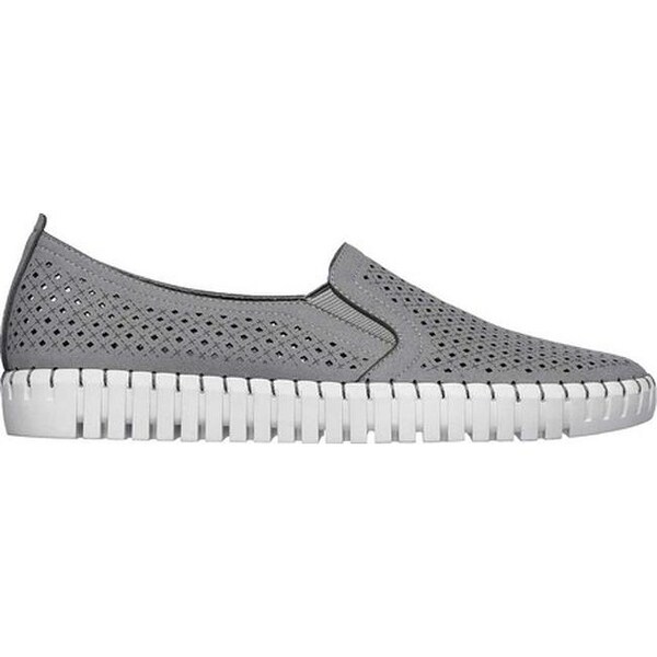 skechers women's sepulveda blvd