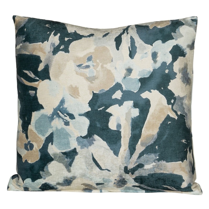 Siscovers Floral Velvet Throw Pillow