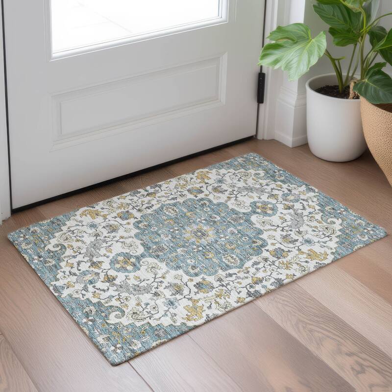 Machine Washable Indoor/ Outdoor Traditional Savannah Chantille Rug
