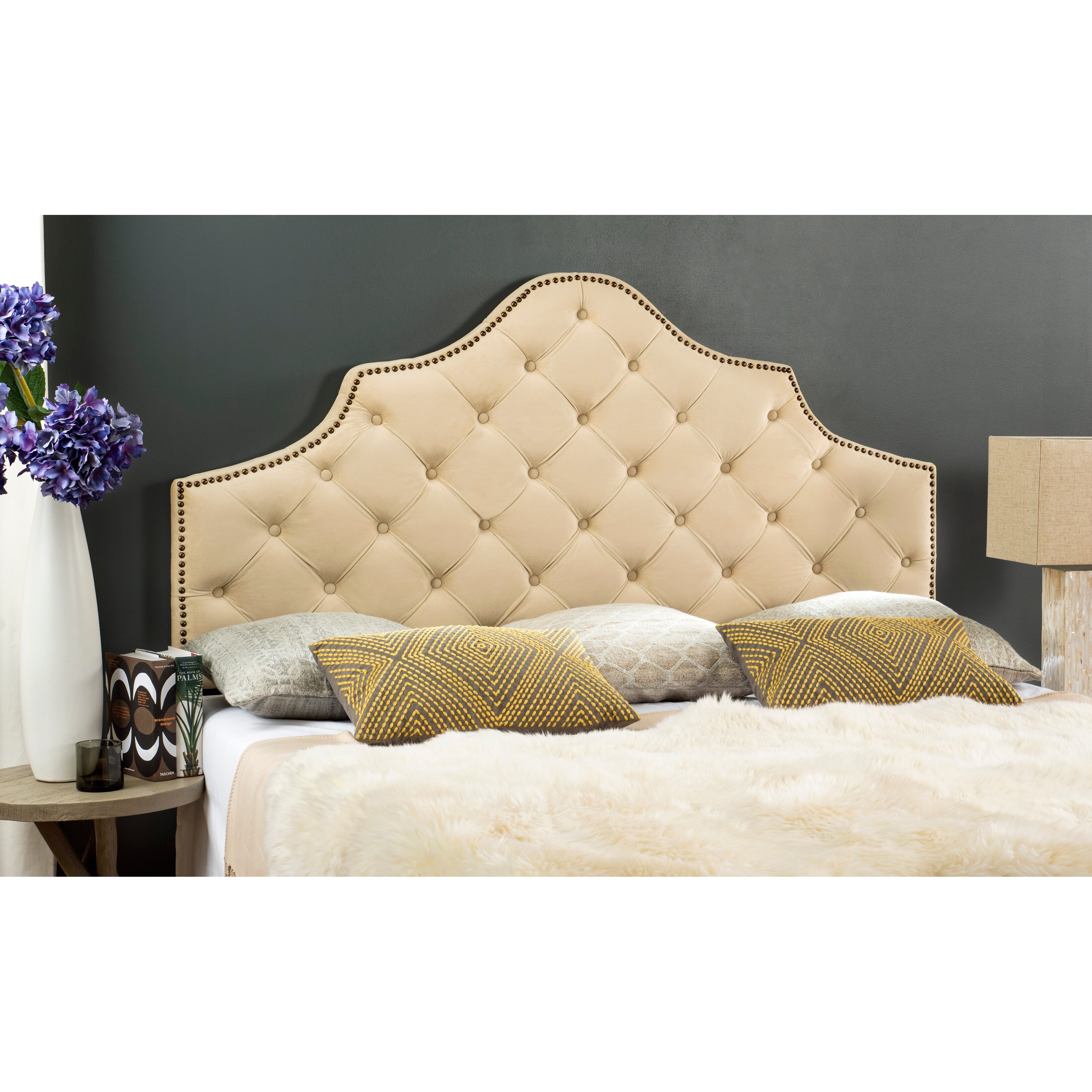 SAFAVIEH Eboni Linen Upholstered Tufted Headboard - Silver Nailhead (King)