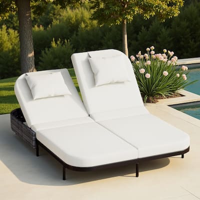 Outdoor Patio Iron Frame Double Daybed Sunbed with 5-Position Adjustable Backrest and Pillows