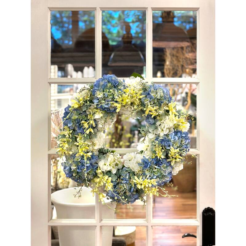 24'' Grapevine Wreath with Assorted Hydrangeas and Snap Dragon