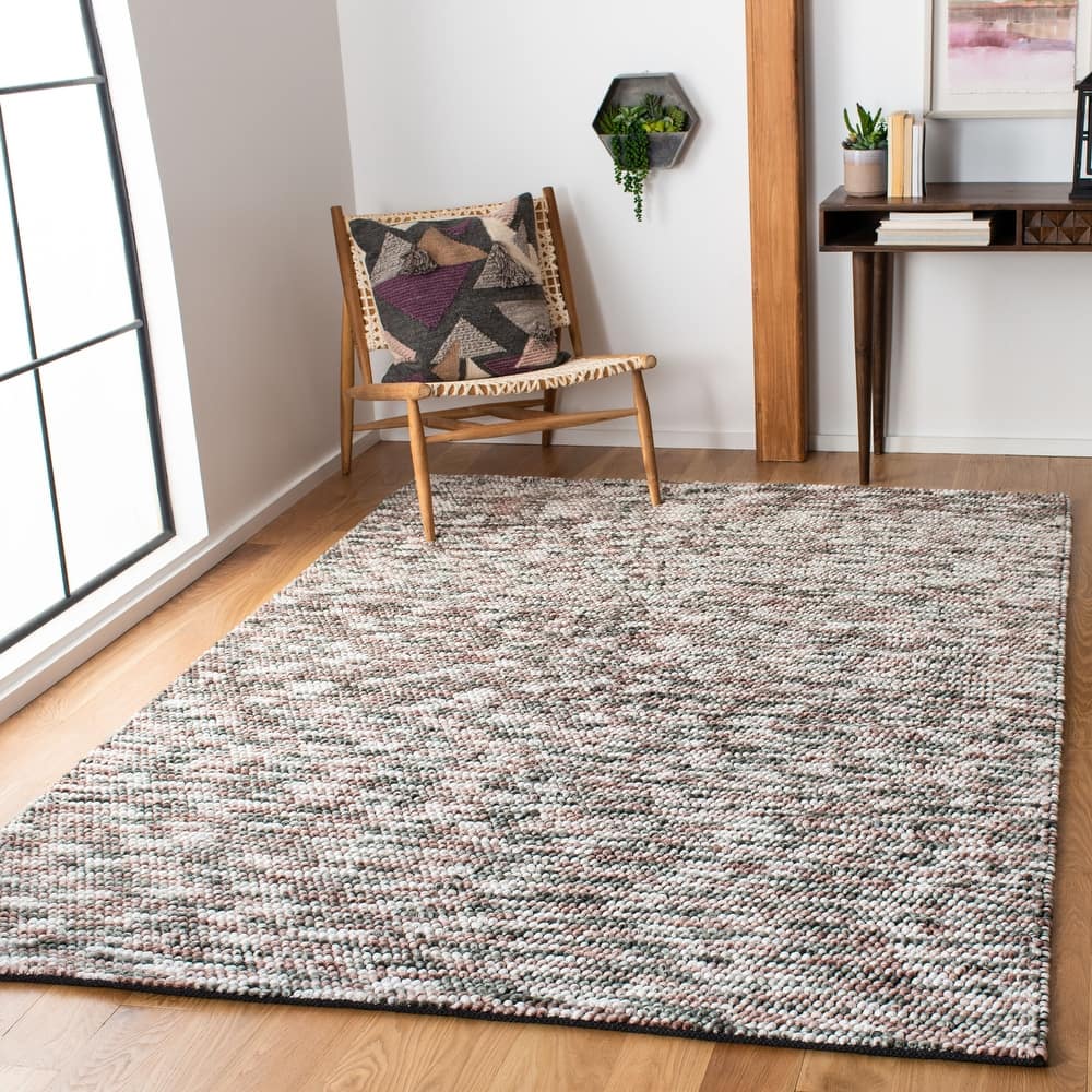 SAFAVIEH Handmade Natura Adriena Wool Rug