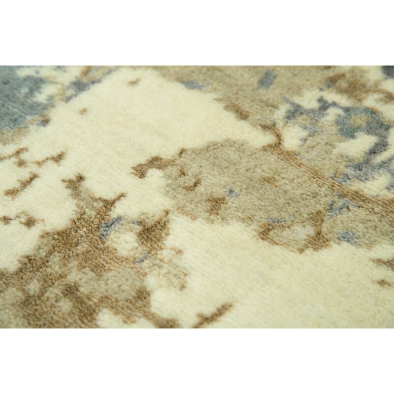 Alora Decor Essential Beige, Ivory, and Grey Abstract Wool Blend Rug