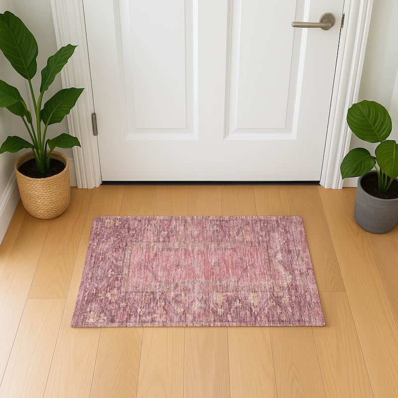 Premium Washable Super Soft Traditional Global Mayfield Rug - Blush - 1'8" x 2'6"