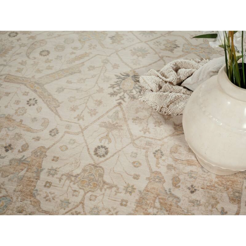 Artisan Handmade Wool/Nylon in Ivory Area Rug