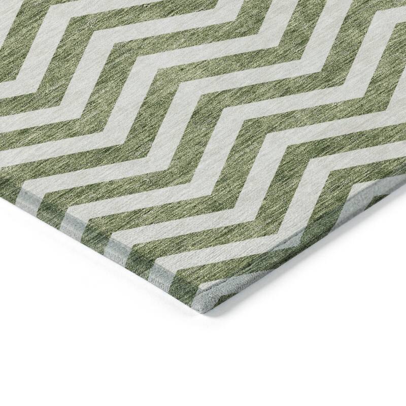 HomeRoots Chevron Transitional Rectangle Outdoor Rug