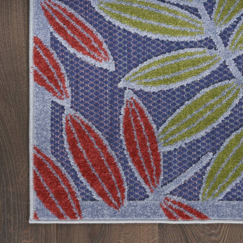 HomeRoots Contemporary Rectangle Outdoor Rug - 4' X 6'