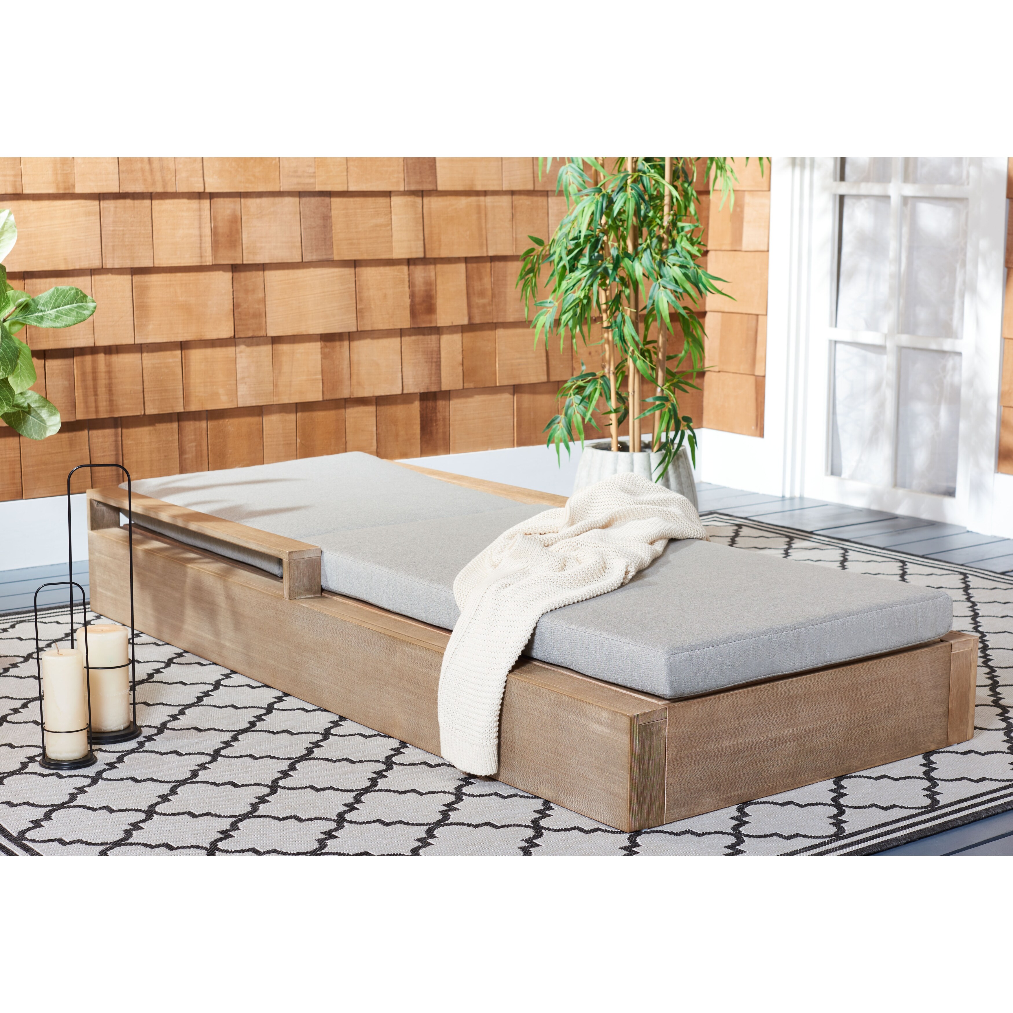 Lanai folding rattan lounger shop