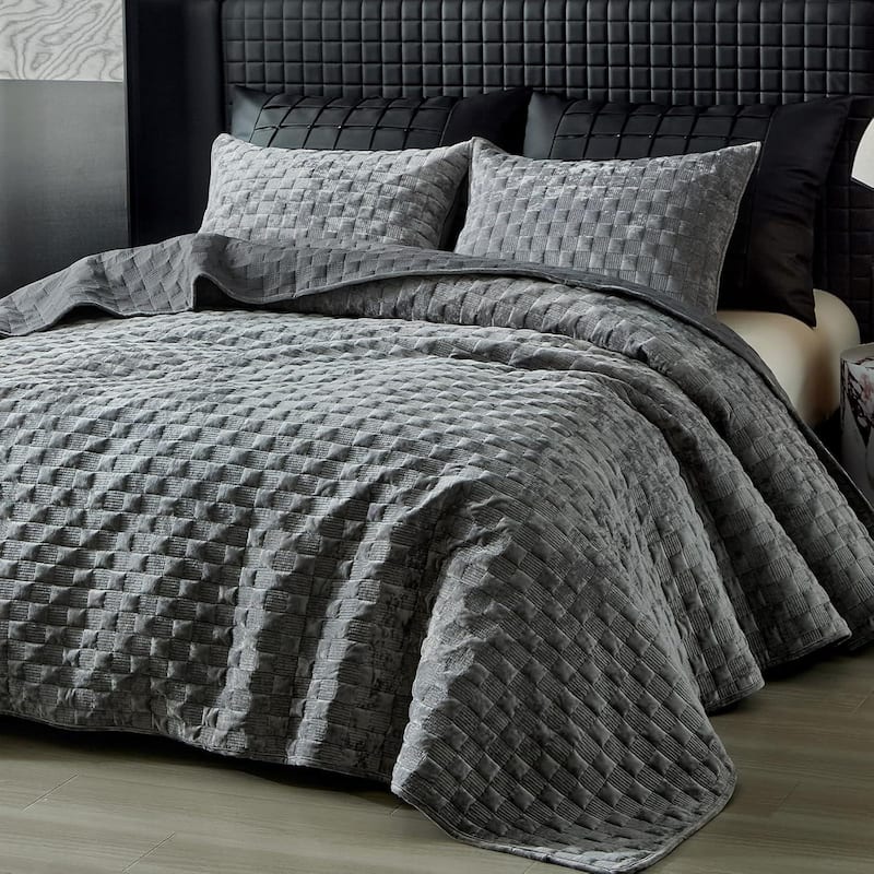 Zera MJ Grey Velvet Quilt Set with Pillowcase
