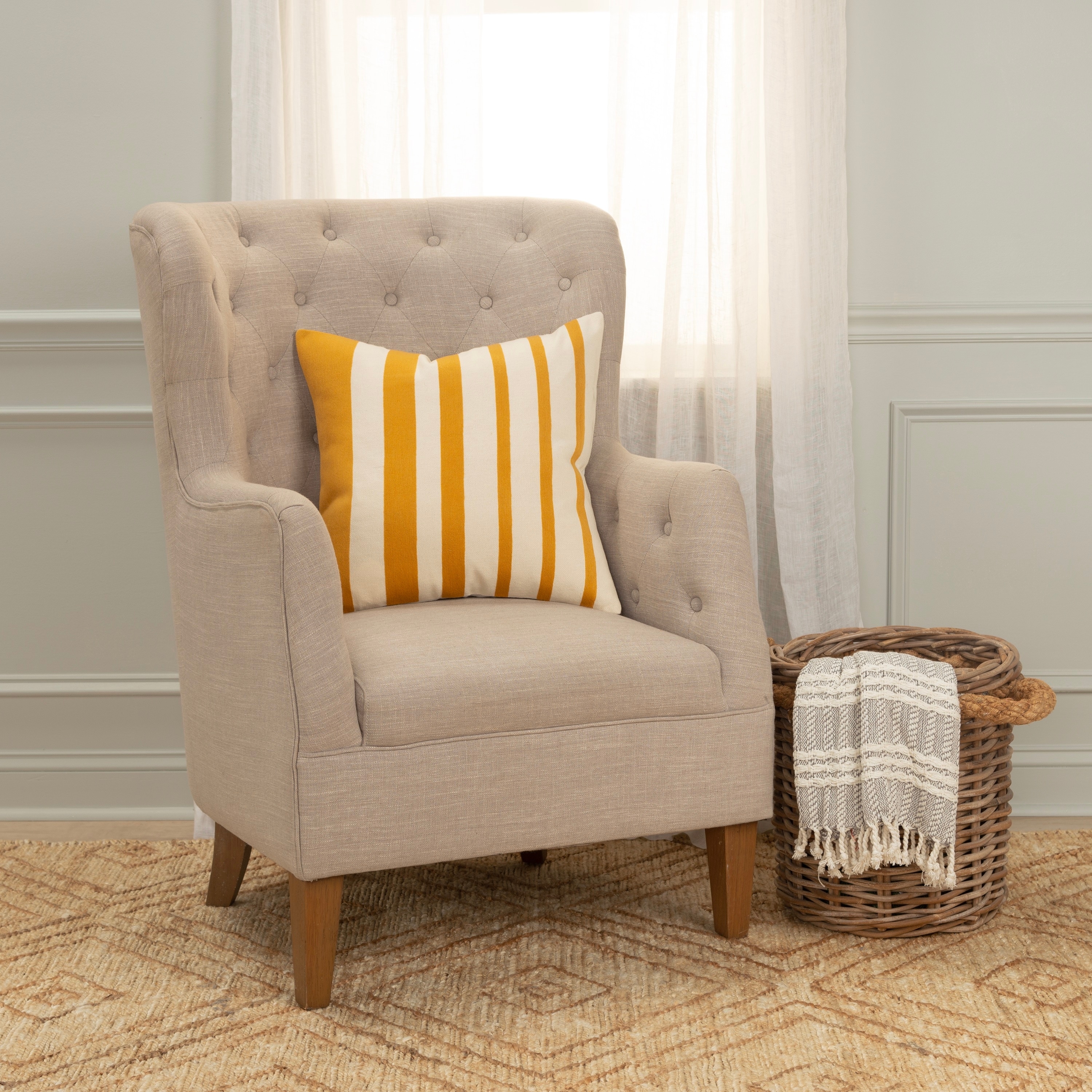 Rizzy Home Transitional Poly Filled Pillow - 20" x 20"