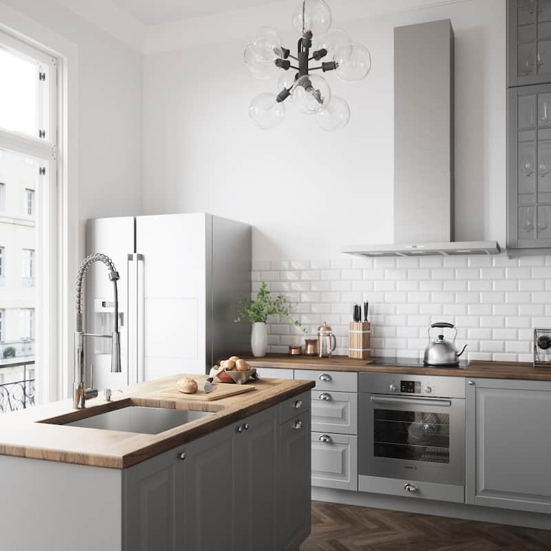 VIGO Laurelton 22" H Single Handle Pull-Down Sprayer Kitchen Faucet