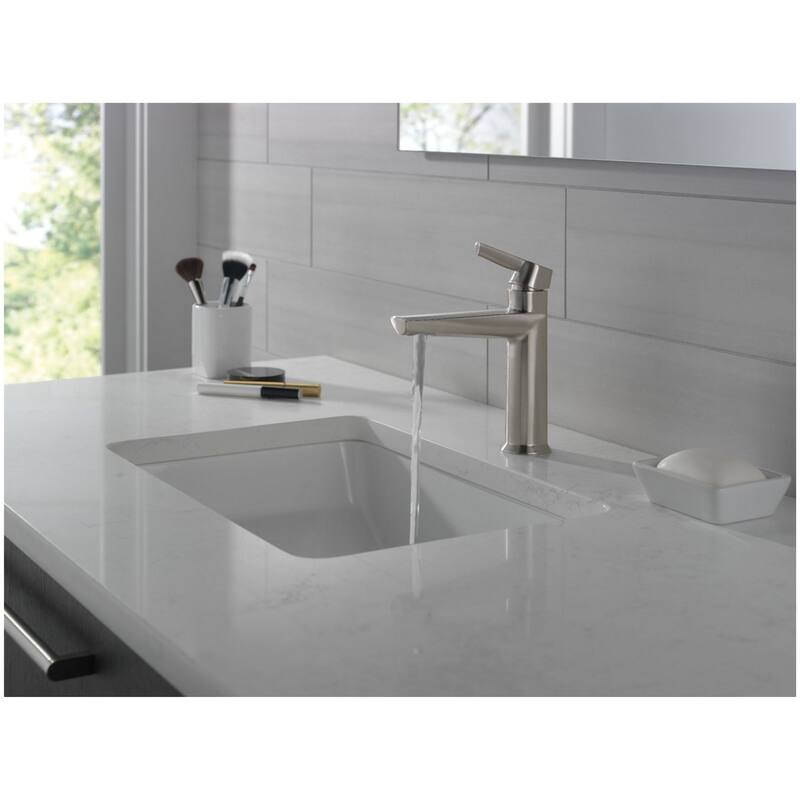 Delta Galeon 1.2 GPM Single Hole Bathroom Faucet Less Drain Assembly